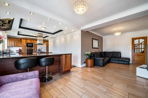 3 Castleton Drive, Newton Mearns, Glasgow, G77 5JU