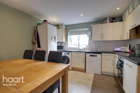 4 Beechings Close, Wisbech St Mary, Wisbech, PE13 4SS