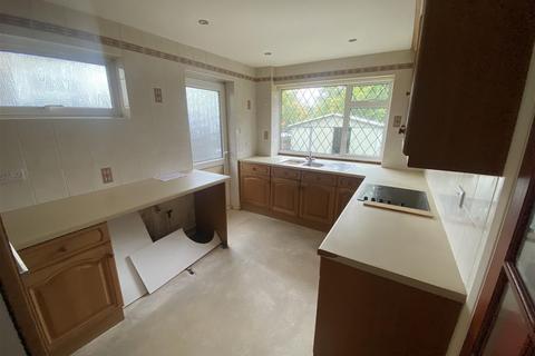 10a The Drive, Coulsdon, CR5 2BL