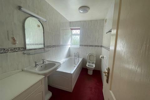 10a The Drive, Coulsdon, CR5 2BL