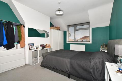 17 Lorina Road, Ramsgate, CT12 6DD