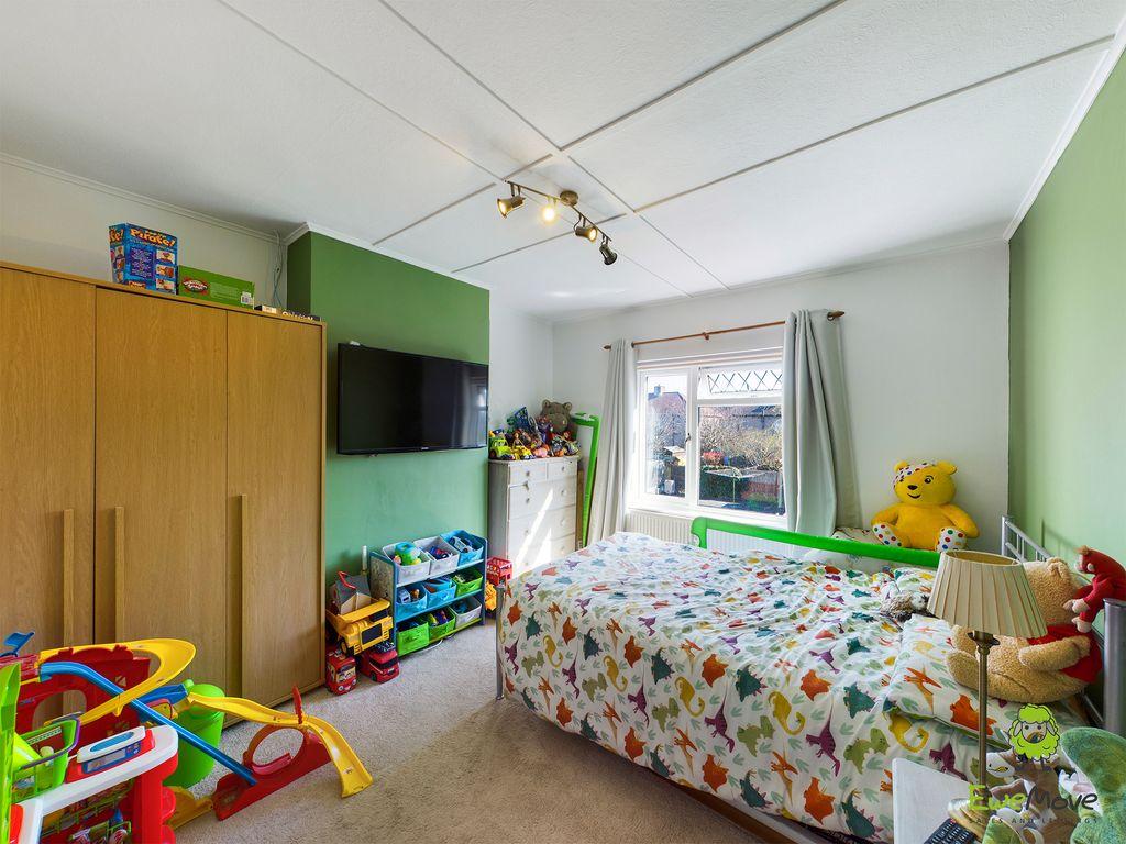 Bedroom 2 (Double)