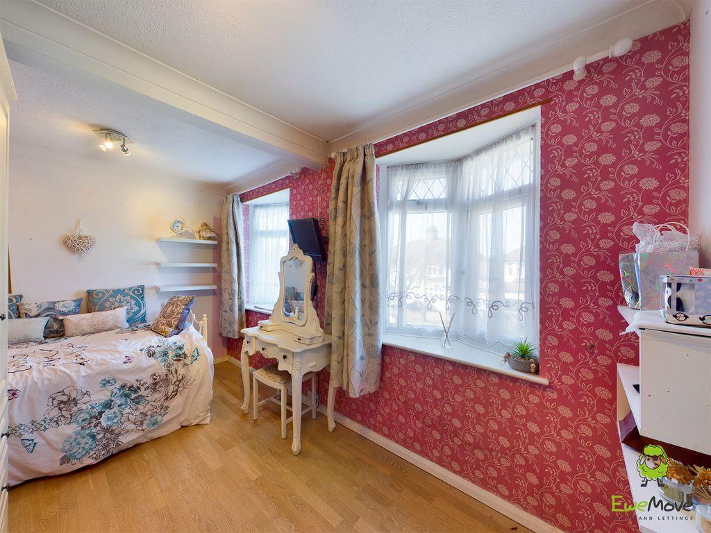 Bedroom 3 (Double)