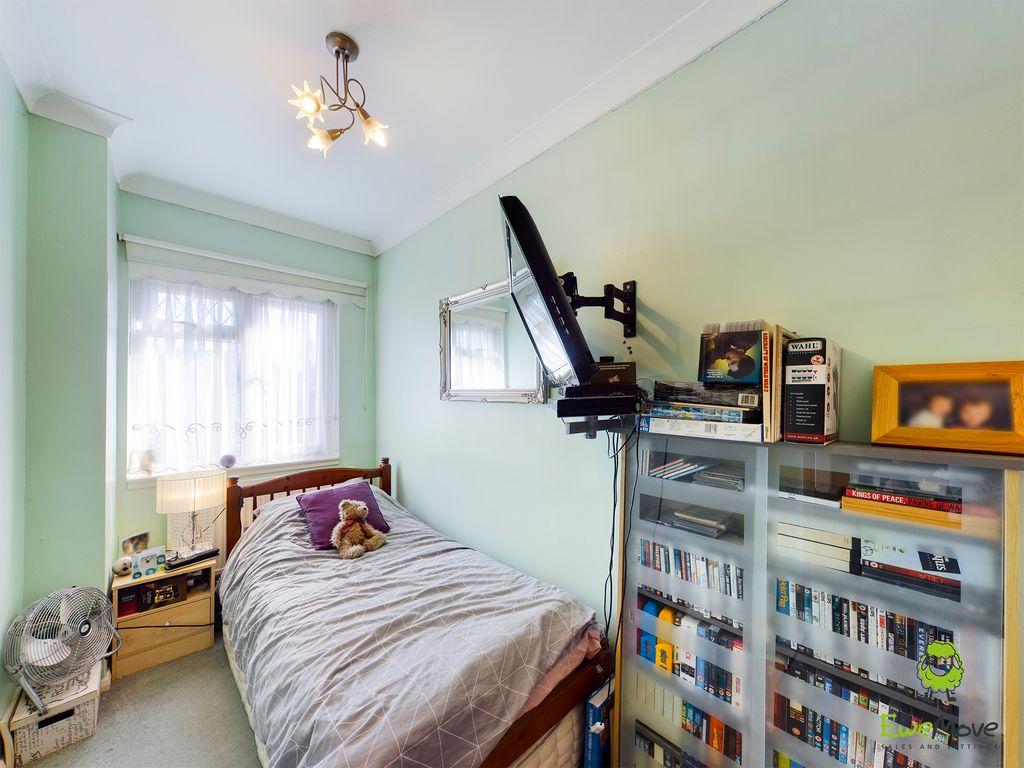 Bedroom 4 (Single)