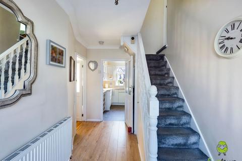 38 Preston Drive, Bexleyheath, DA7 4UQ