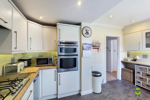 38 Preston Drive, Bexleyheath, DA7 4UQ