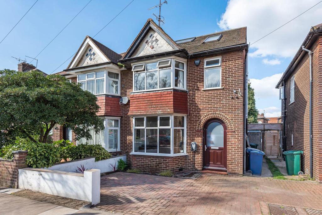 The Vale, Golders Green 4 bed semidetached house £810,000