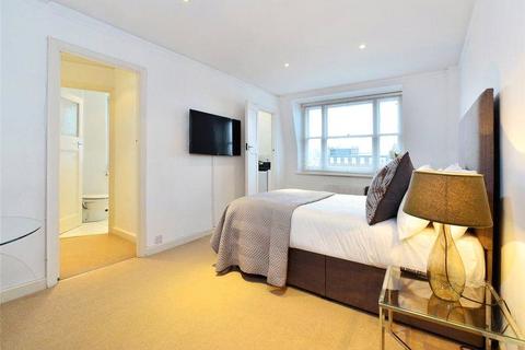 Studio to rent, Hill Street, Mayfair, W1J