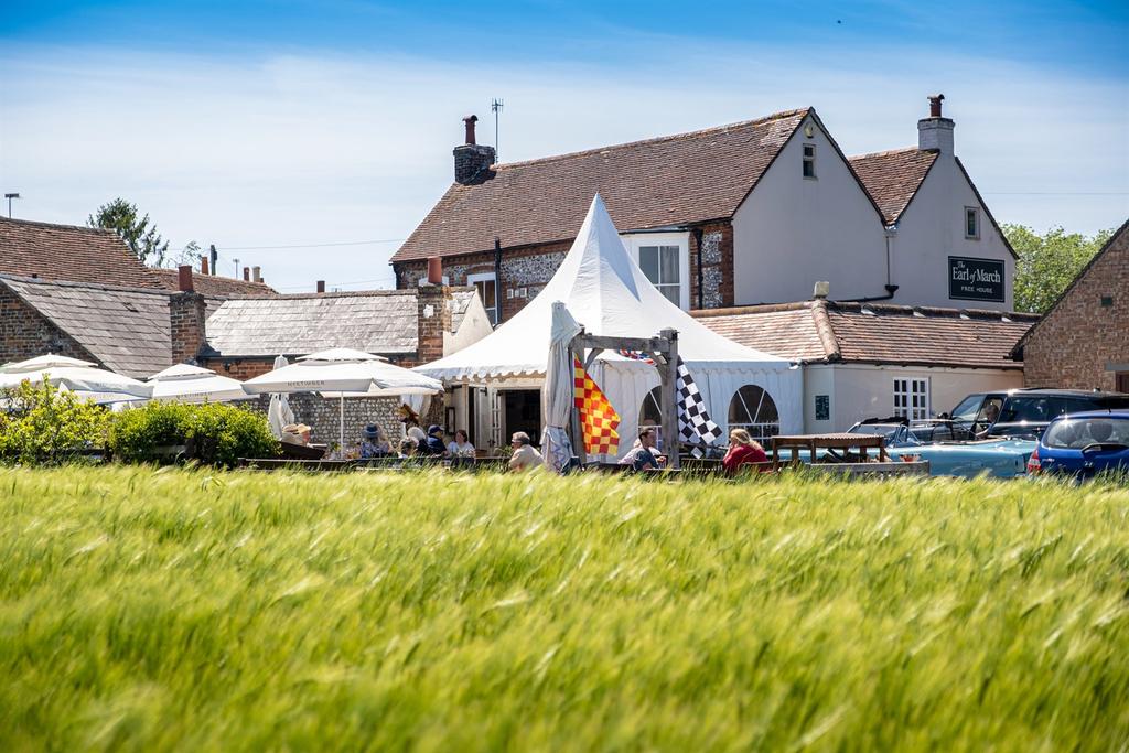 Pub garden