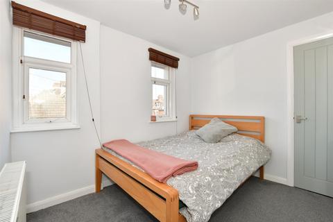 29b Bournemouth Road, Folkestone, CT19 5BA