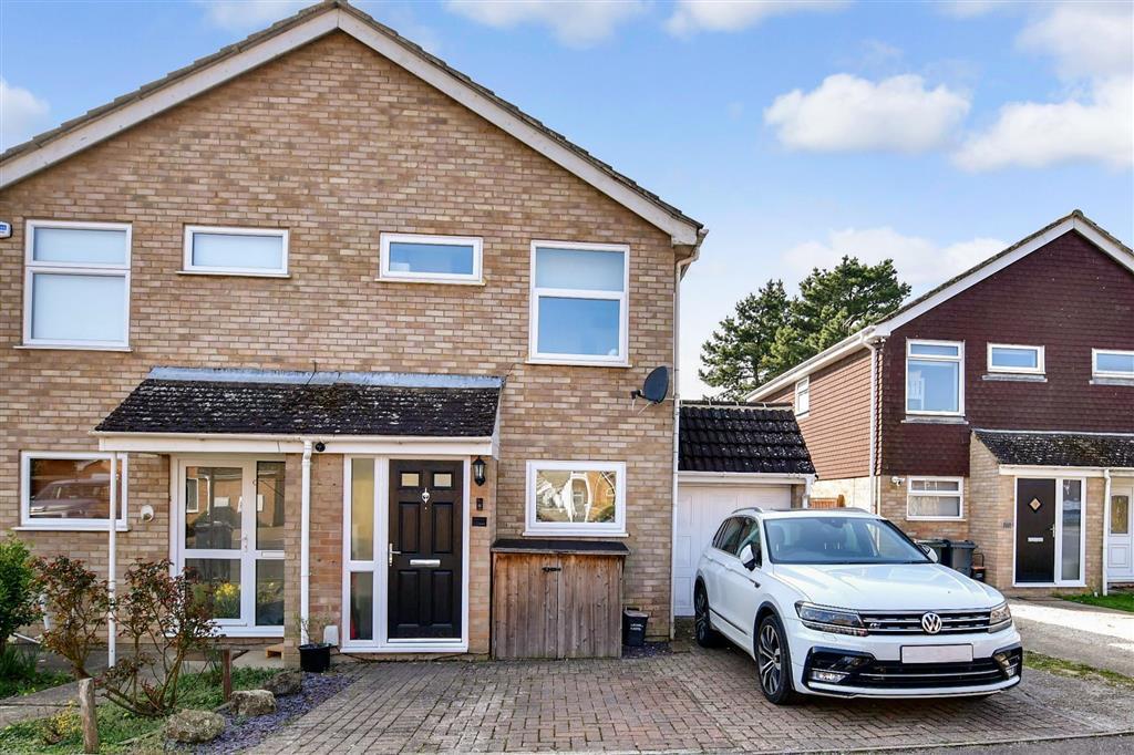 Brentwood, Washford Farm, Ashford, Kent 2 bed semidetached house £