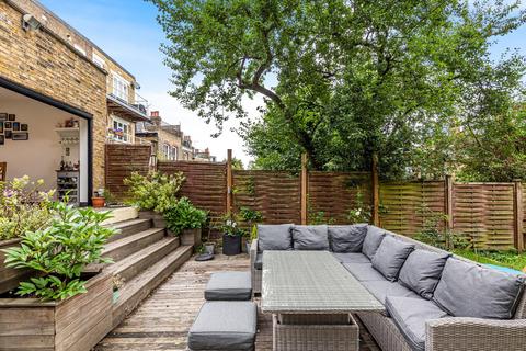 Flat 1, 10 Alexandra Park Road, London, N10 2AB