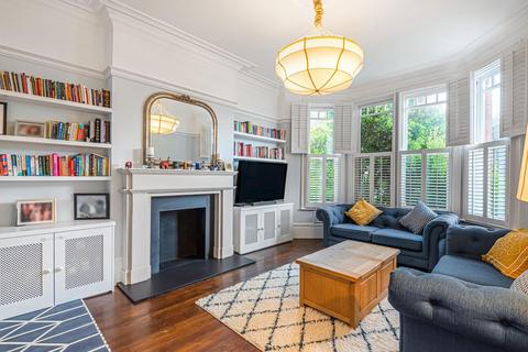 Flat 1, 10 Alexandra Park Road, London, N10 2AB