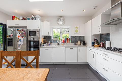 Flat 1, 10 Alexandra Park Road, London, N10 2AB