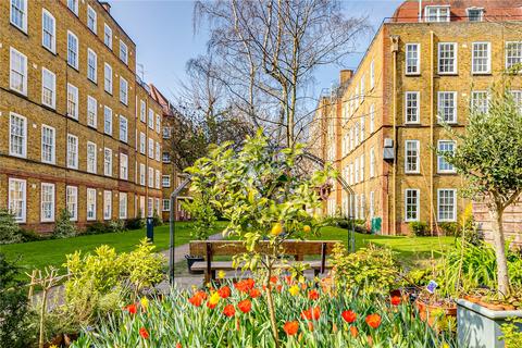2 bedroom flat for sale, Winfield House, Vicarage Crescent, London