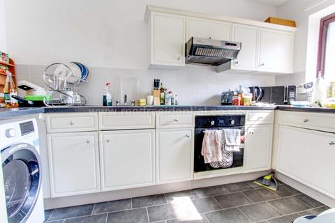 1 bedroom flat for sale - Roots Hall Drive, Southend On Sea