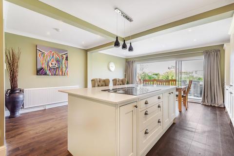 14 Dukes Way, West Wickham, BR4 9AU