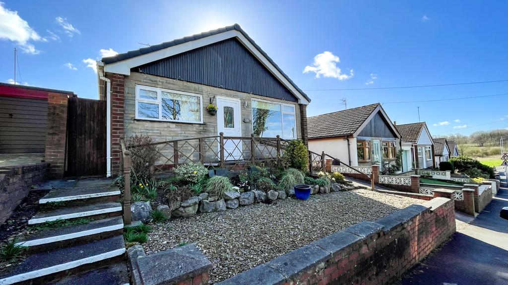 Earle Street, NewtonLeWillows... 3 bed detached bungalow £215,000
