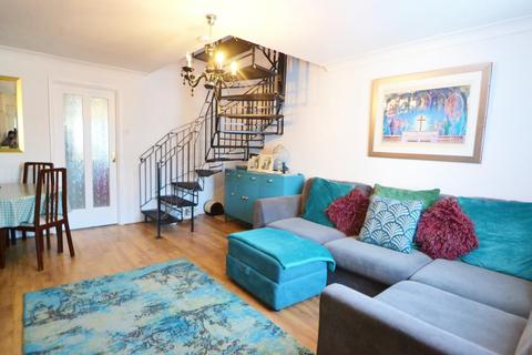16 Cotswold Close, Verwood, BH31 6UJ