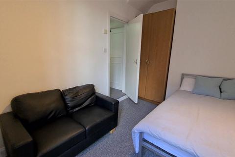 1 bedroom flat to rent, 7 Church Road, Urmston, Manchester, M41