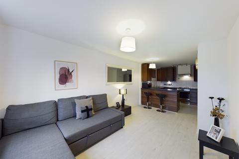 2 bedroom flat to rent, Knowles Wharf, Camden