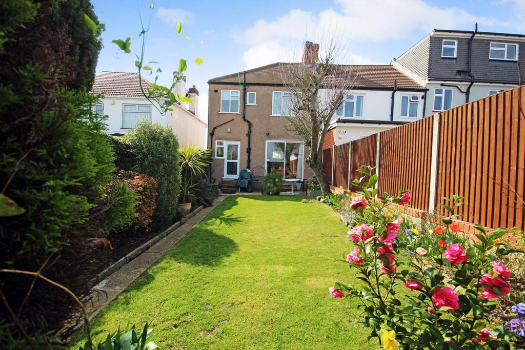 Lyon Park Avenue, Wembley, Middlesex HA0 3 bed end of terrace house £