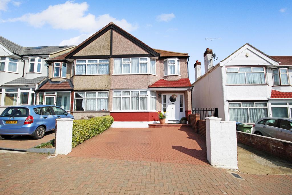 Lyon Park Avenue, Wembley, Middlesex HA0 3 bed end of terrace house £