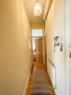 1 bedroom flat to rent, Causewayside, Newington, Edinburgh, EH9