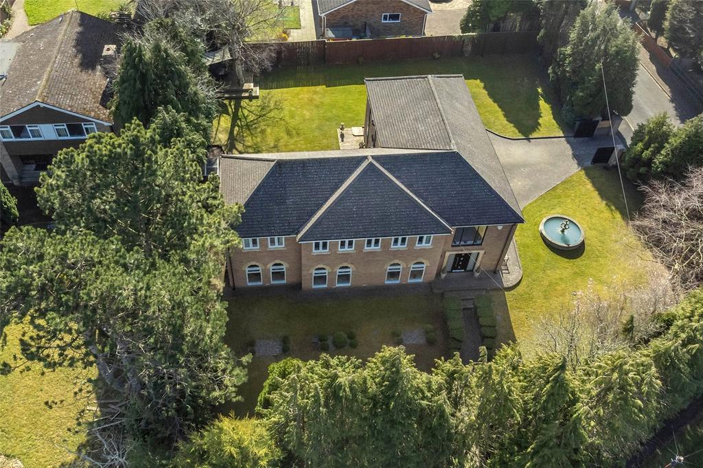 Runnymede Road, Ponteland... 5 bed detached house £1,200,000