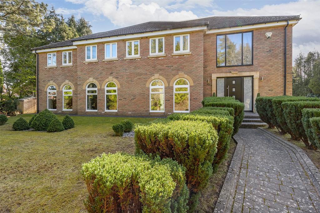Runnymede Road, Ponteland... 5 bed detached house £1,200,000