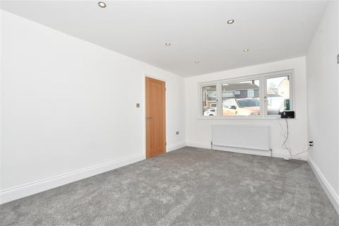 52 Chantry Way, Billericay, CM11 2AP