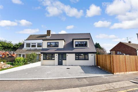 52 Chantry Way, Billericay, CM11 2AP