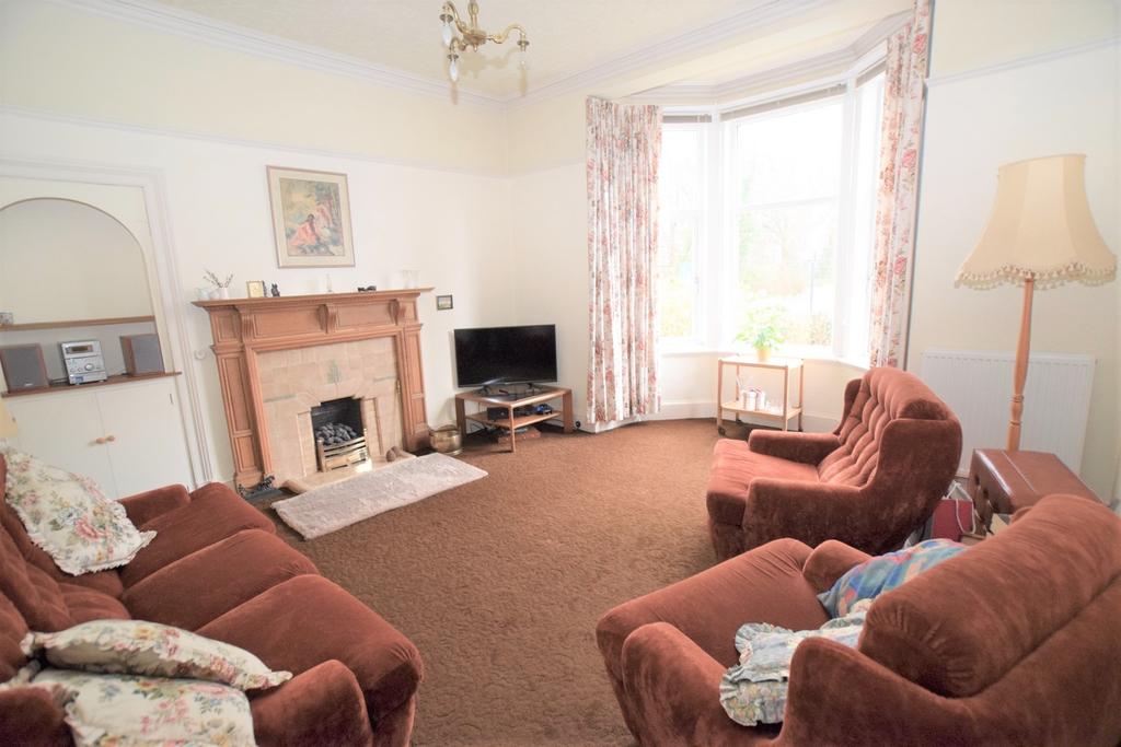 Hillcroft, 72 Edinburgh Road... 3 bed property £230,000
