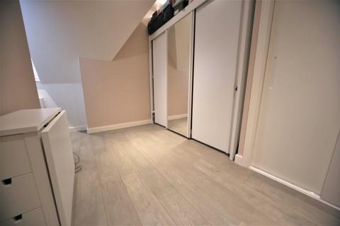 2 bedroom apartment to rent, Slough,  Berkshire,  SL1