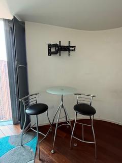Studio for sale, Beetham Tower, Holloway Circus