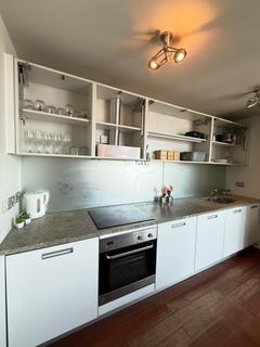 Studio for sale, Beetham Tower, Holloway Circus