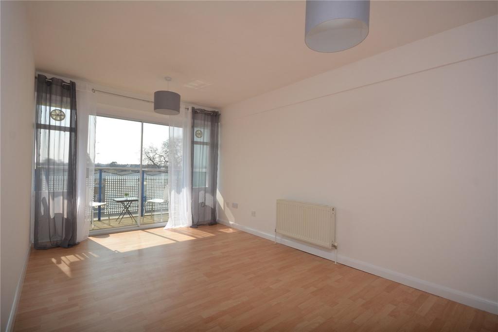The Vineyards, Great Baddow, CM2 1 bed apartment £850 pcm (£196 pw)
