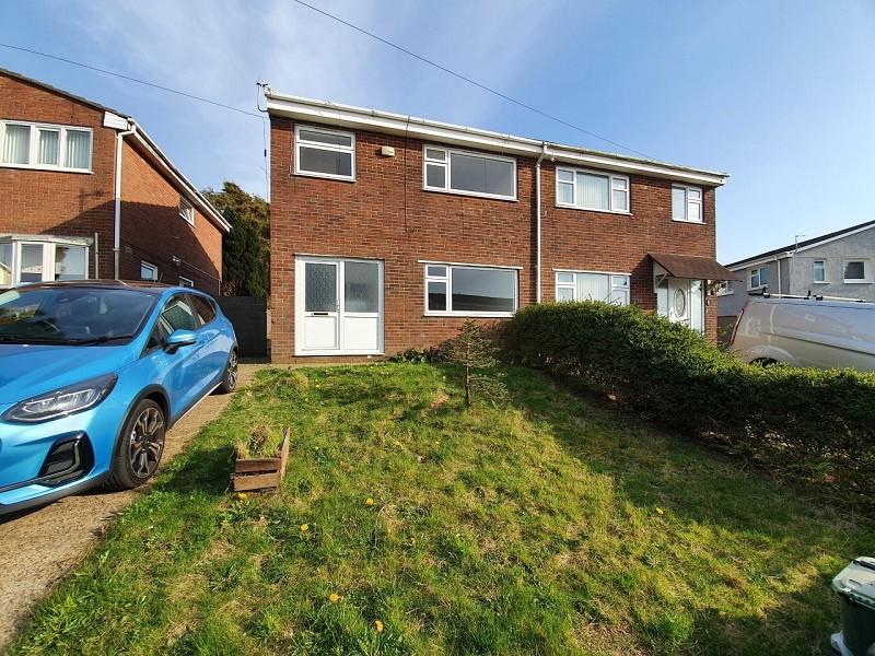 Heol Dalycopa, Llansamlet, Swansea... 3 bed semidetached house £750