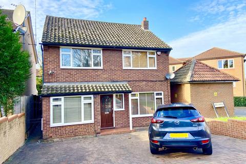 4 bedroom detached house for sale - Roe Green, Kingsbury, NW9