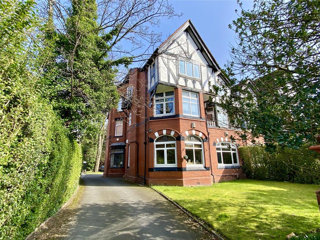 Ballbrook Avenue, Didsbury, Manchester, M20 2 bed flat £280,000