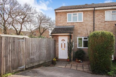 3 Blackthorn Close, Pennington, Lymington, SO41 8AY