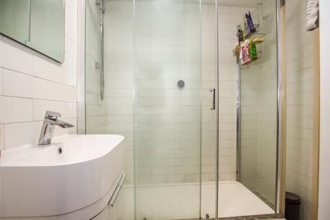 3 Blackthorn Close, Pennington, Lymington, SO41 8AY