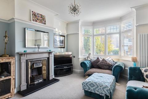 3 bedroom semi-detached house to rent, Anlaby Road, Teddington