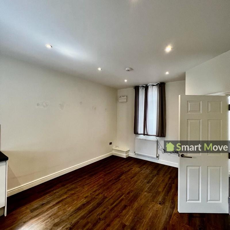 St Pauls Road, Peterborough, Cambridgeshire. PE1 3ED 2 bed terraced