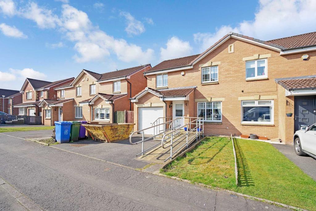 Elder Grove Avenue, Glasgow 3 bed semidetached house £1,250 pcm (£