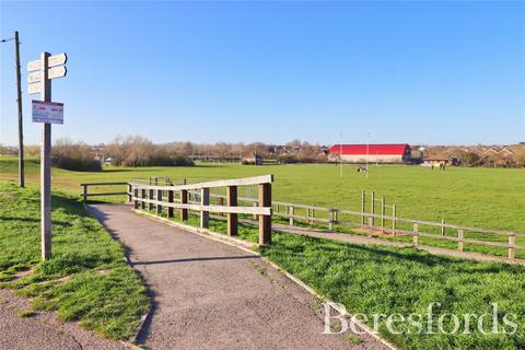 4 bedroom terraced house for sale, Remembrance Avenue, Burnham-On-Crouch, CM0