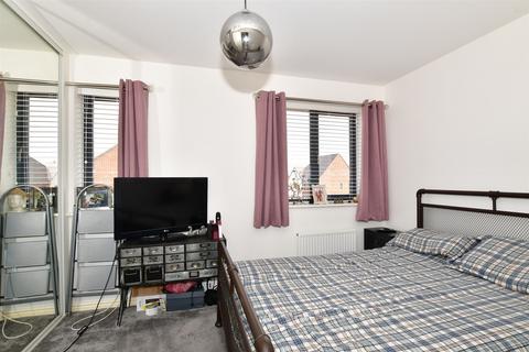 34 Bailey Drive, Castle Hill, Swanscombe, DA10 1AA