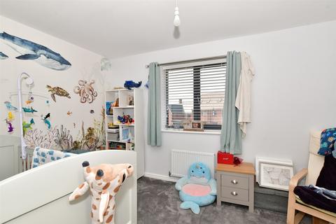 34 Bailey Drive, Castle Hill, Swanscombe, DA10 1AA