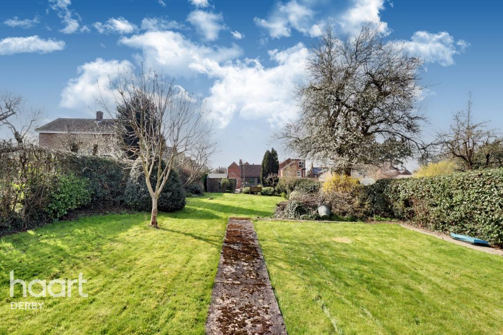 Derby Road, Chellaston 2 bed semidetached house £275,000