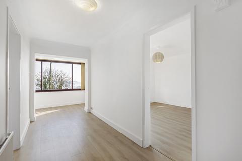 4 Cragg Drive, Grange-over-sands, LA11 6BL